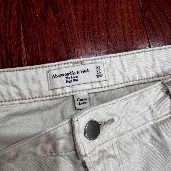 Abercrombie & Fitch Curve Love - Picture 3 of 5